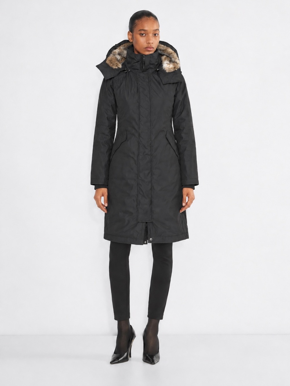 TNA by Aritzia - Chamonix Model | Black Faux Fur Lined Winter Parka – Medium